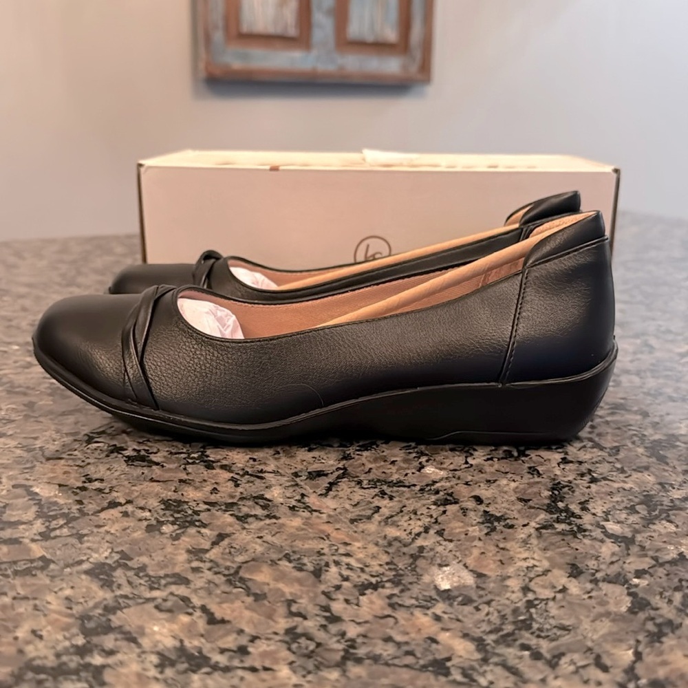 Life Stride impact black tumble round toe fats NIB 8